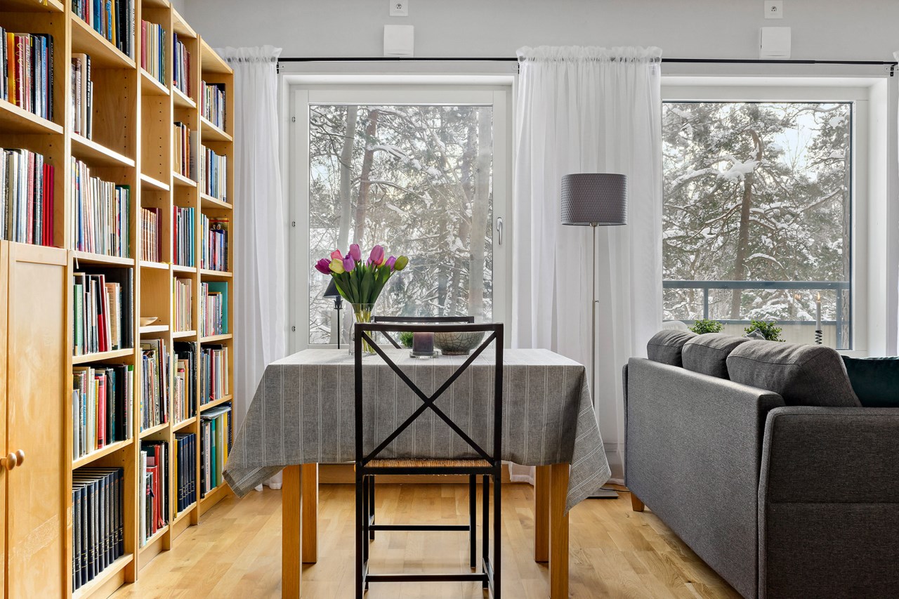 Korintvägen 11, 1 tr