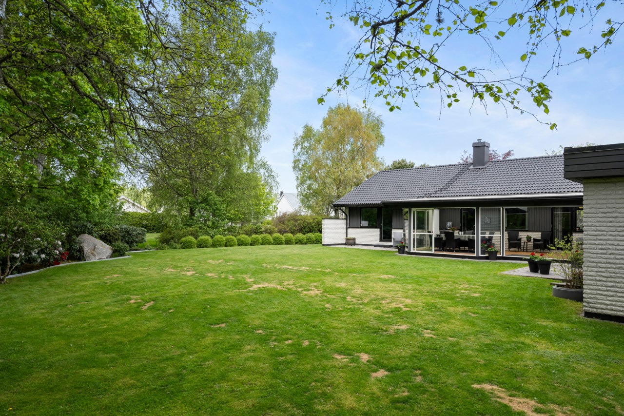 Eskadervägen 14