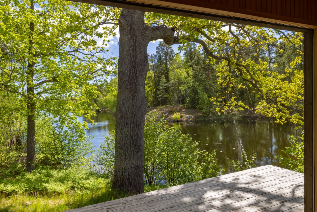 Eriksrovägen 6
