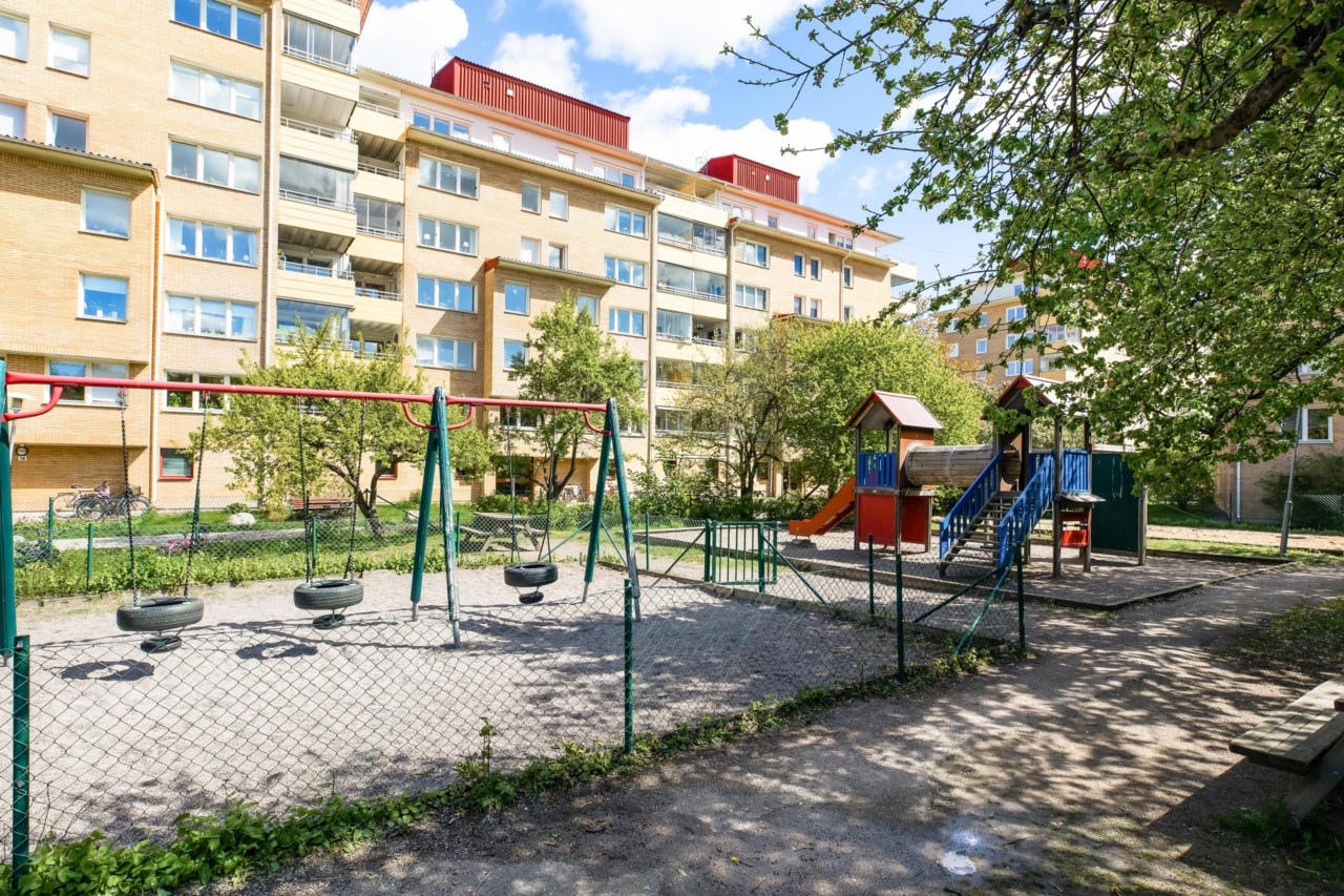 Blomgatan 18
