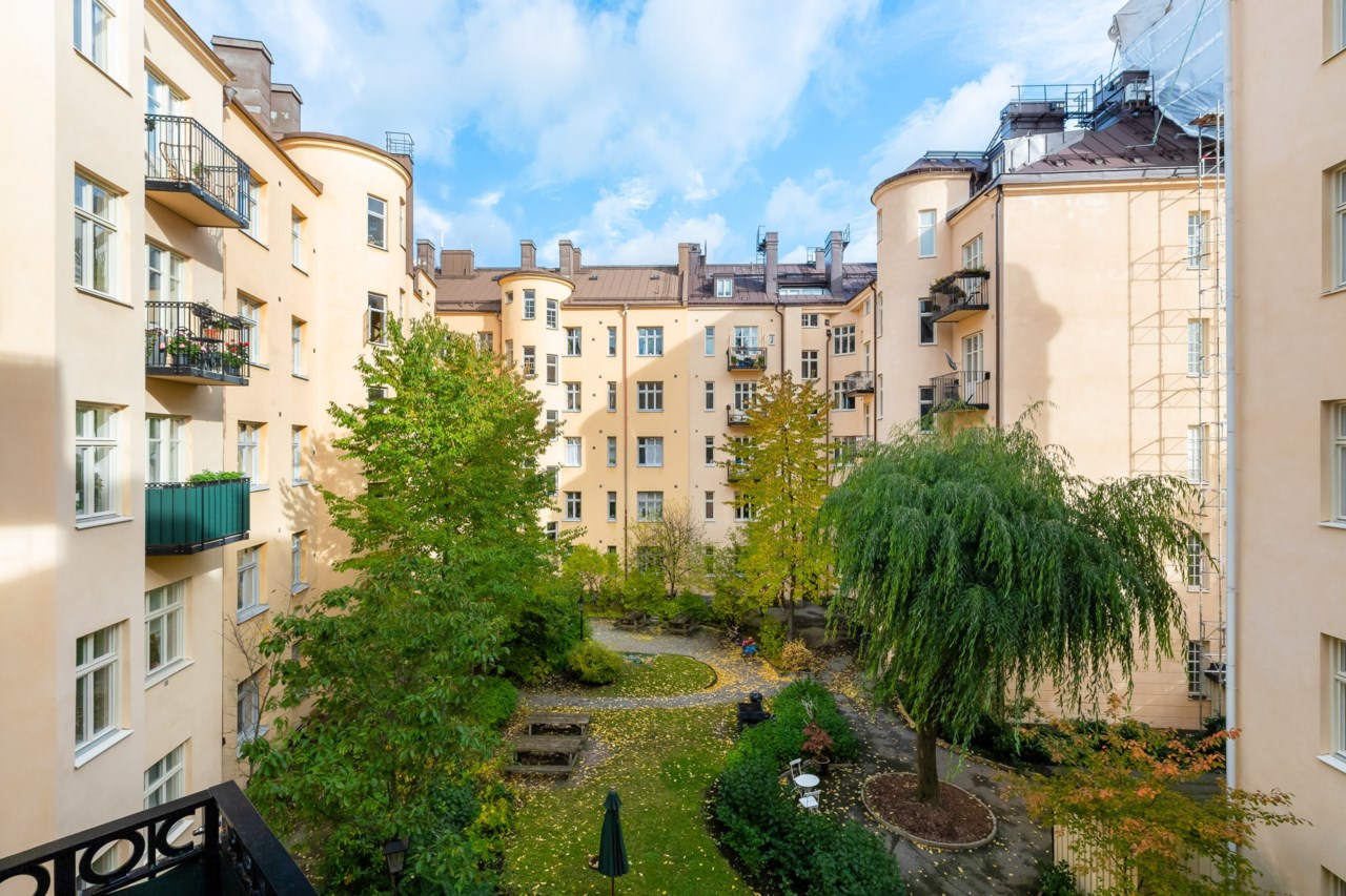 Råstavägen 8B