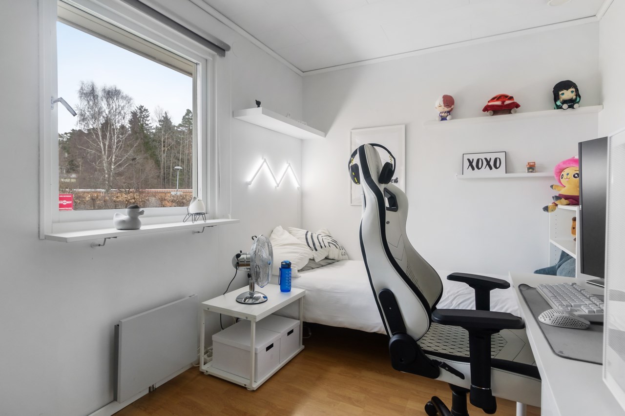 Hollywoodvägen 103