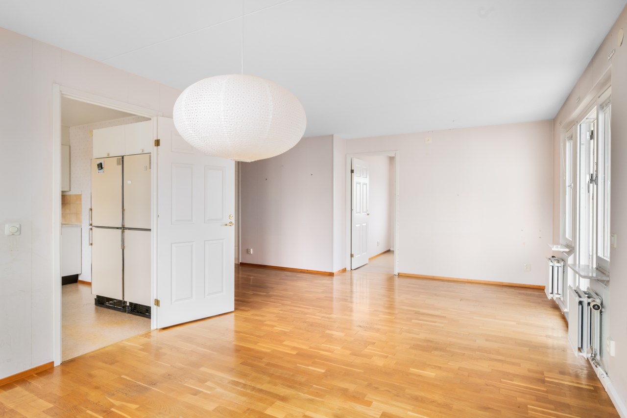 Svartviksslingan 33, vån 8