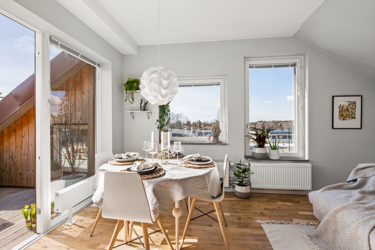 Storkällans väg 1