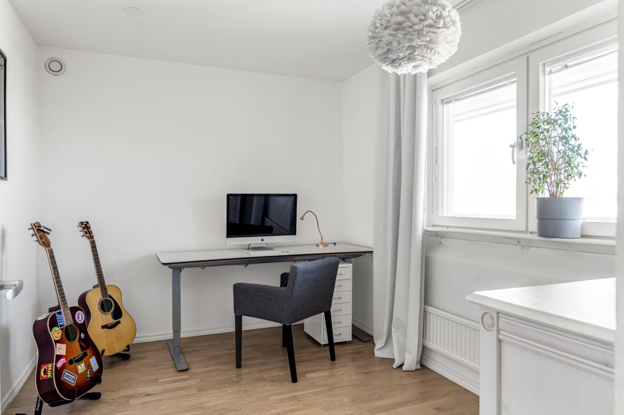 Ullaredsgränd 8