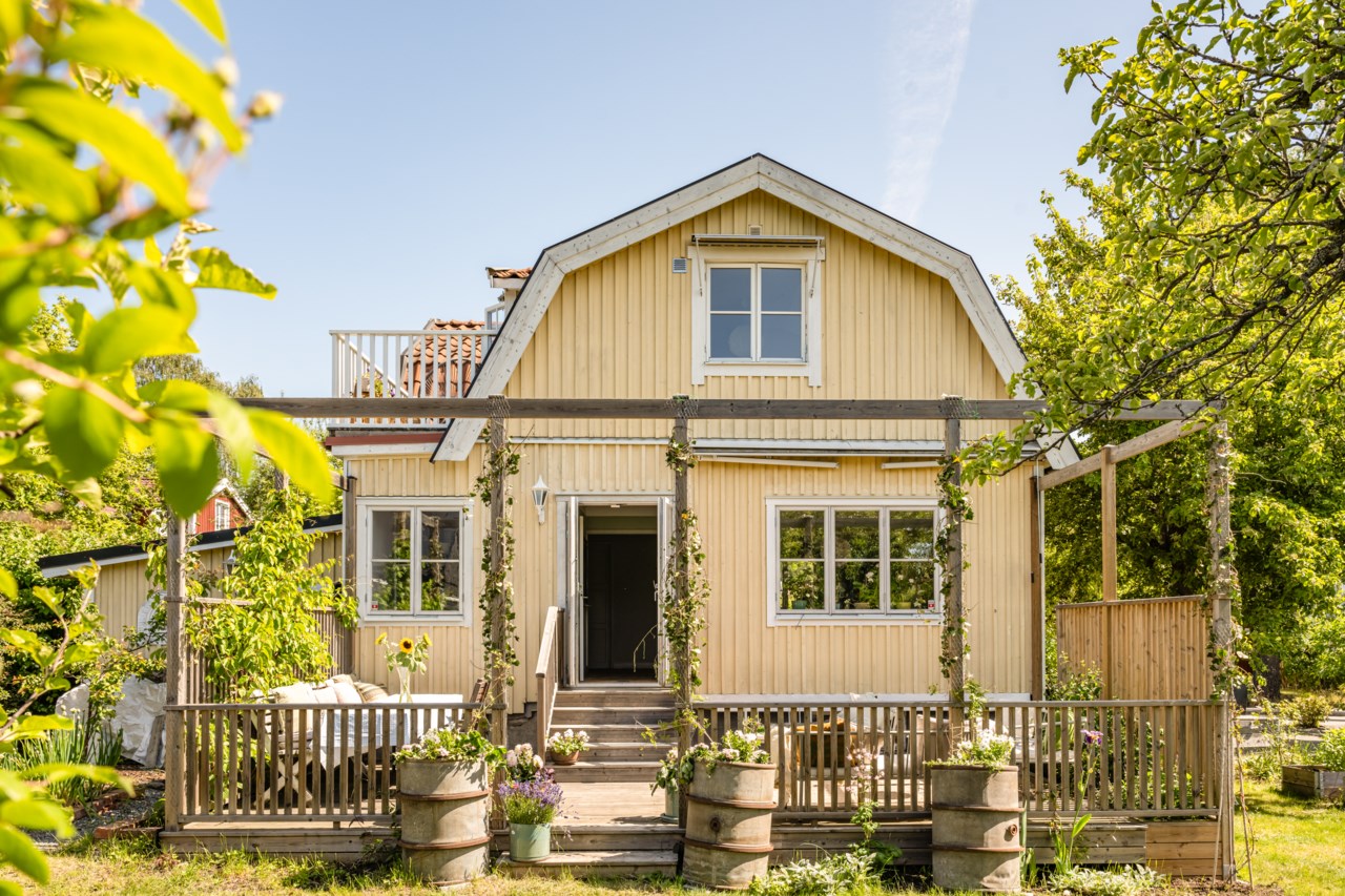 Lugna gatan 16