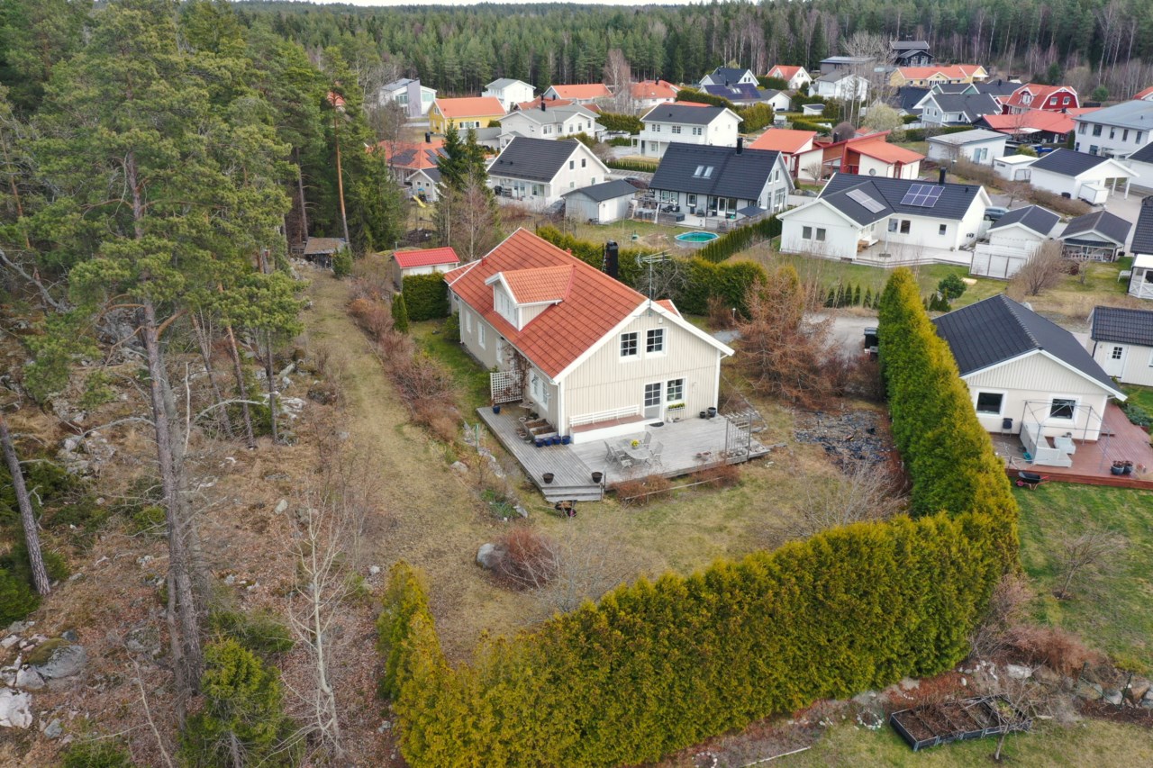 Vedhuggarvägen 2