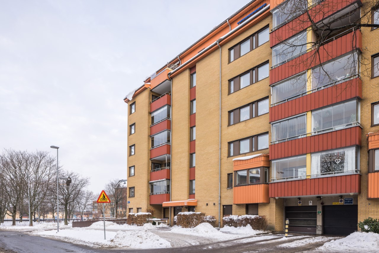 Hökegatan 12