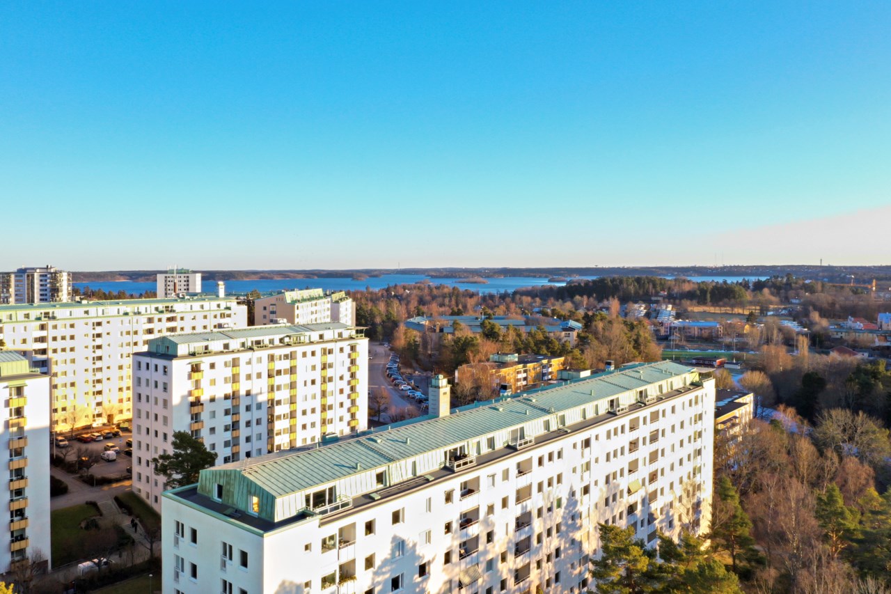 Eskadervägen 48