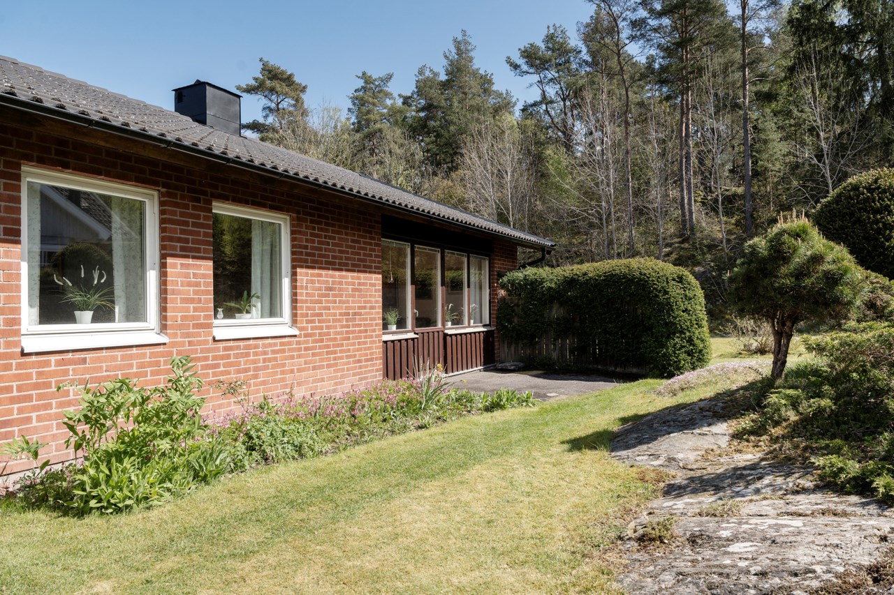 Brattåsvägen 8