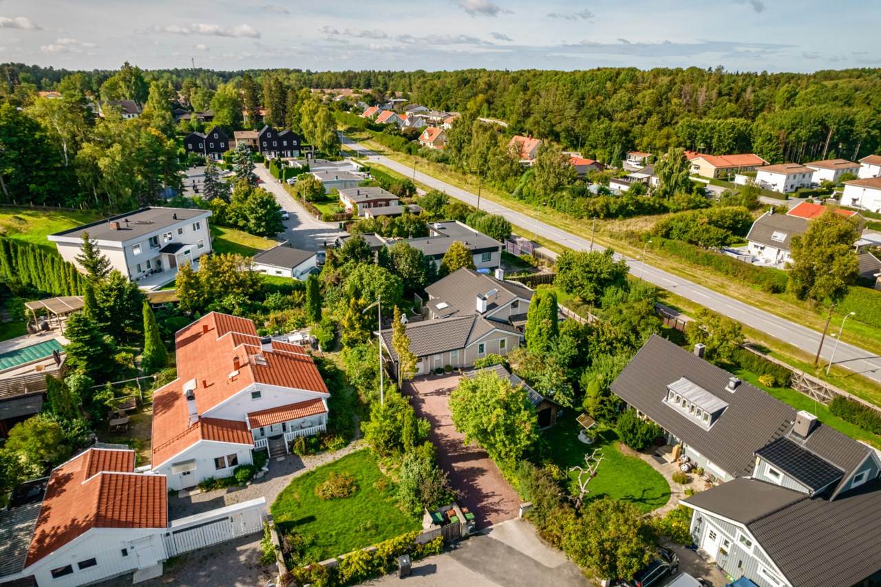 Svärdvägen 5