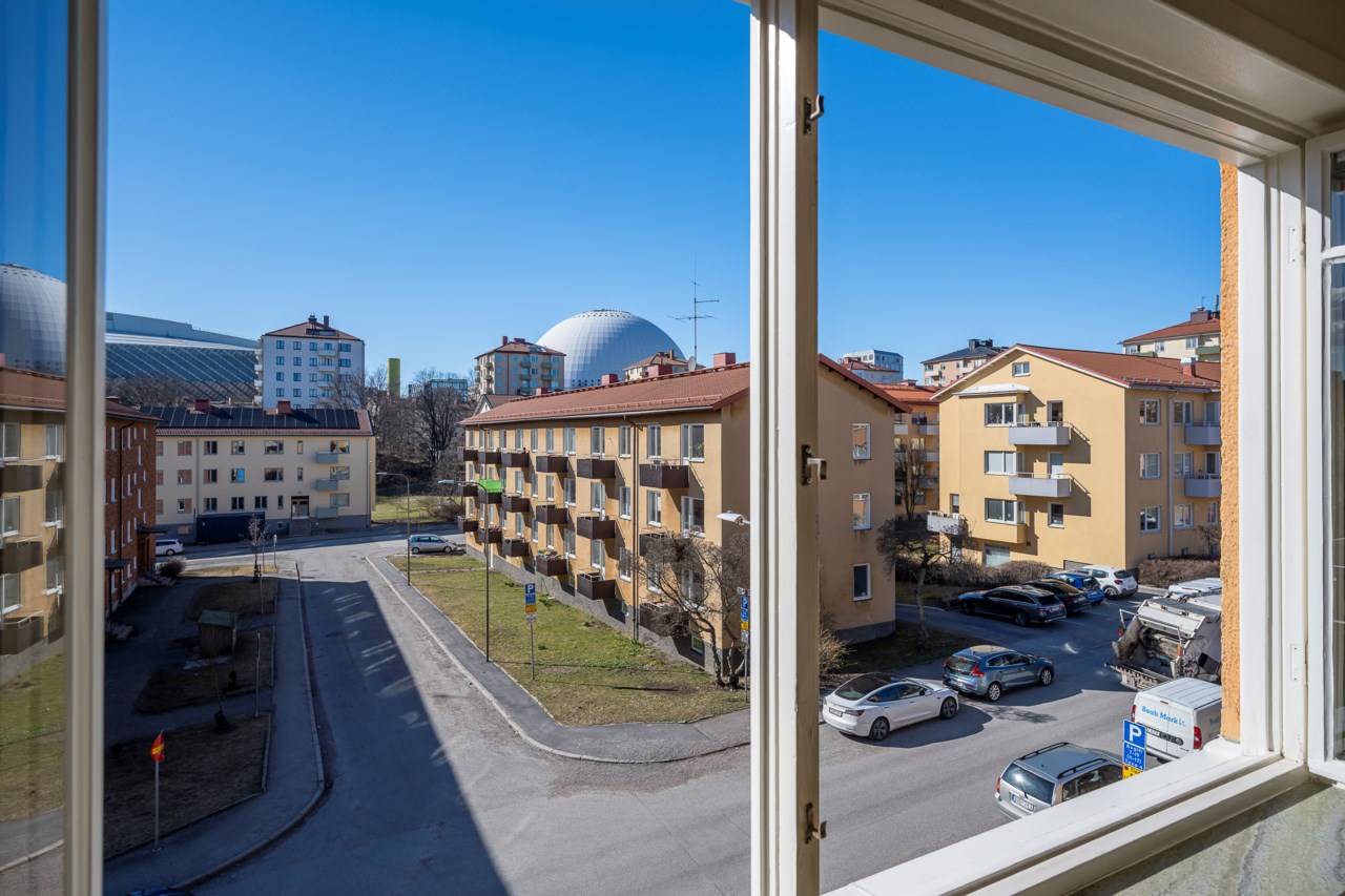 Blåsutvägen 27