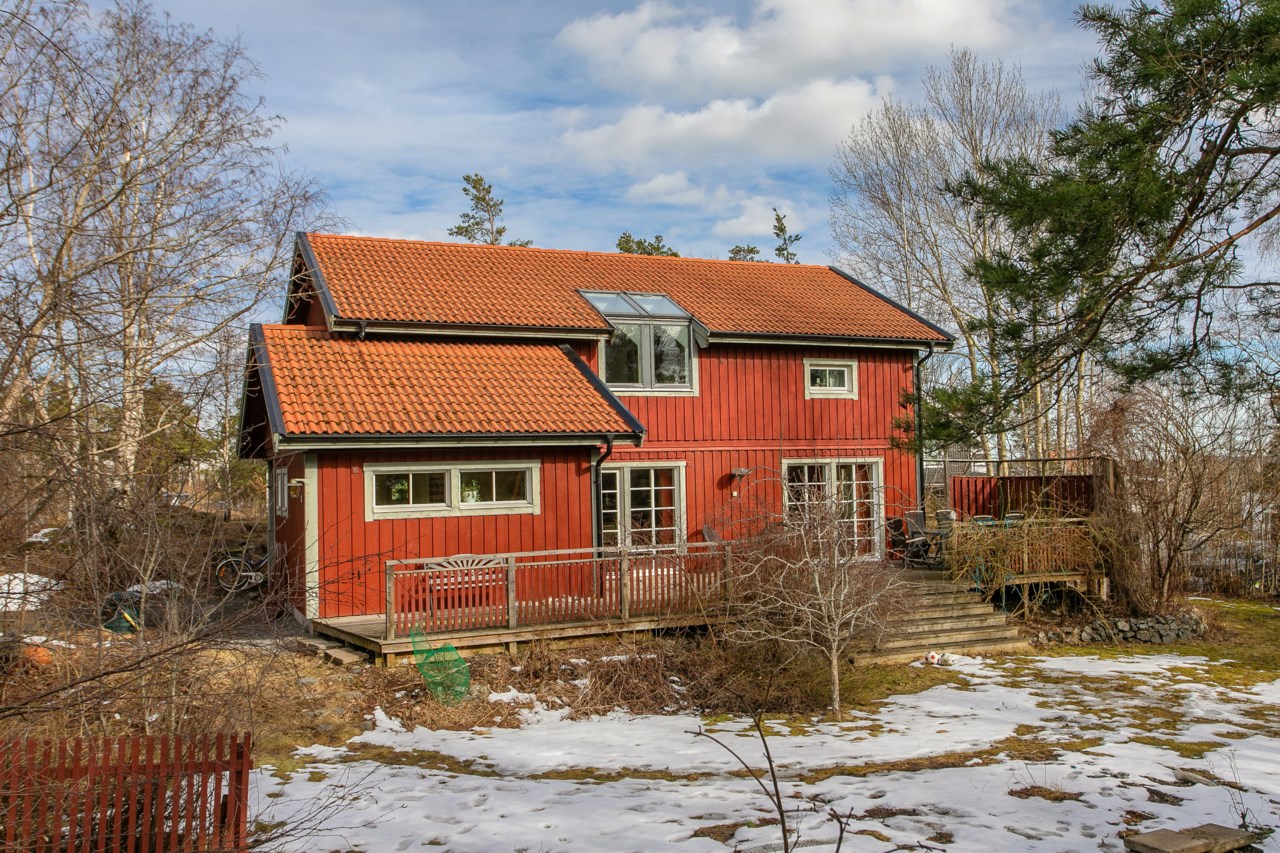 Husarvägen 10