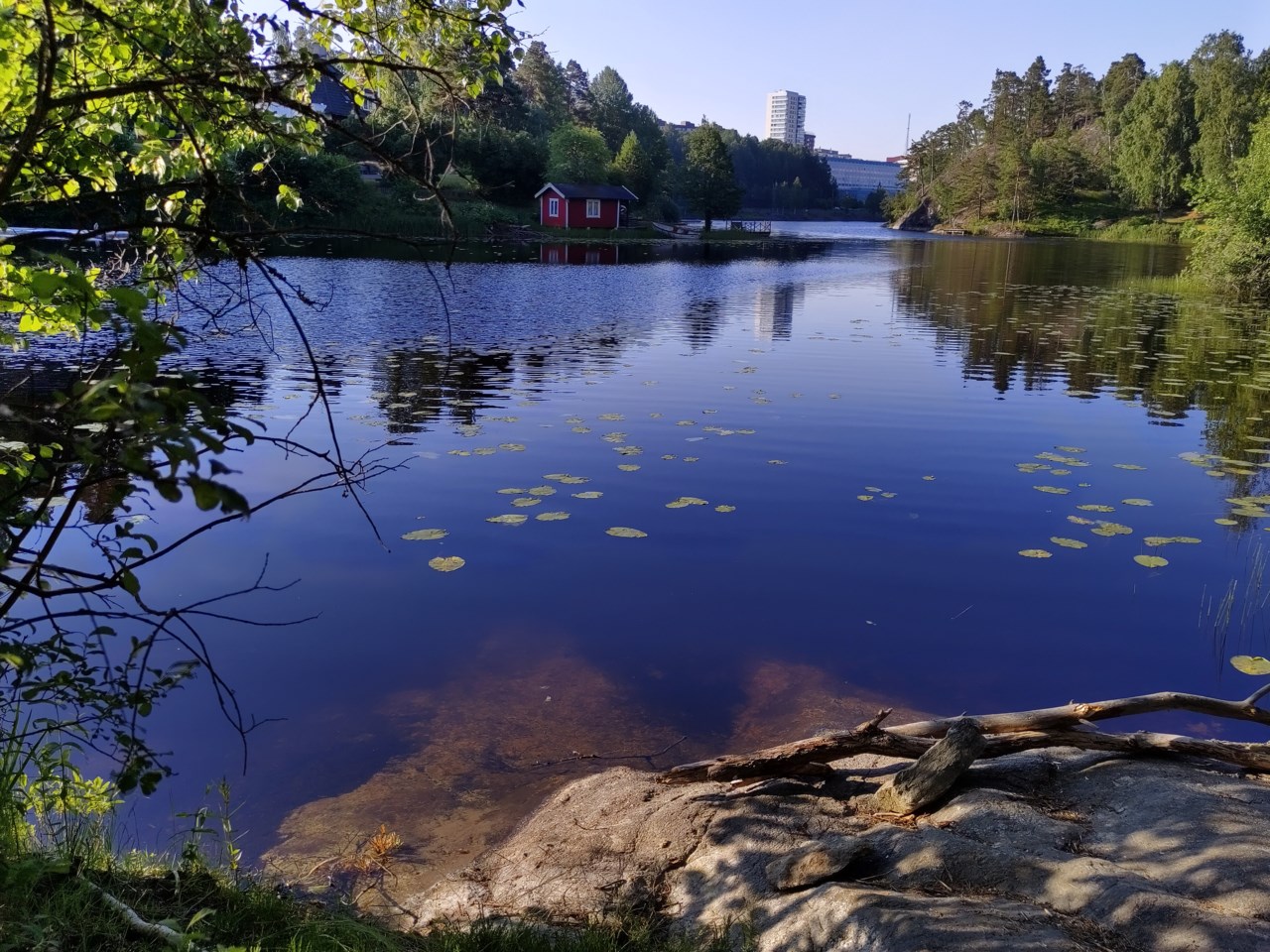 Tallbacksvägen 15B