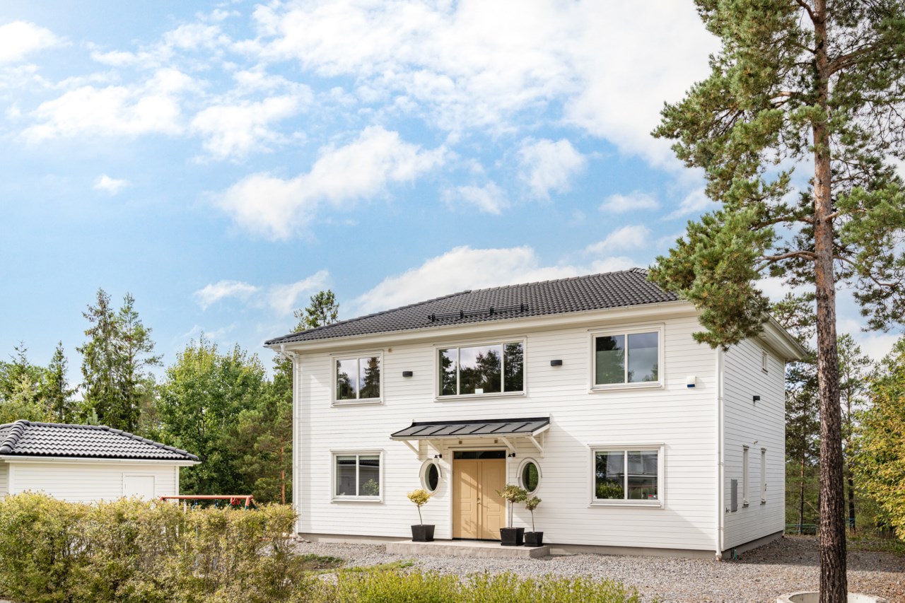 Bergtomtavägen 17