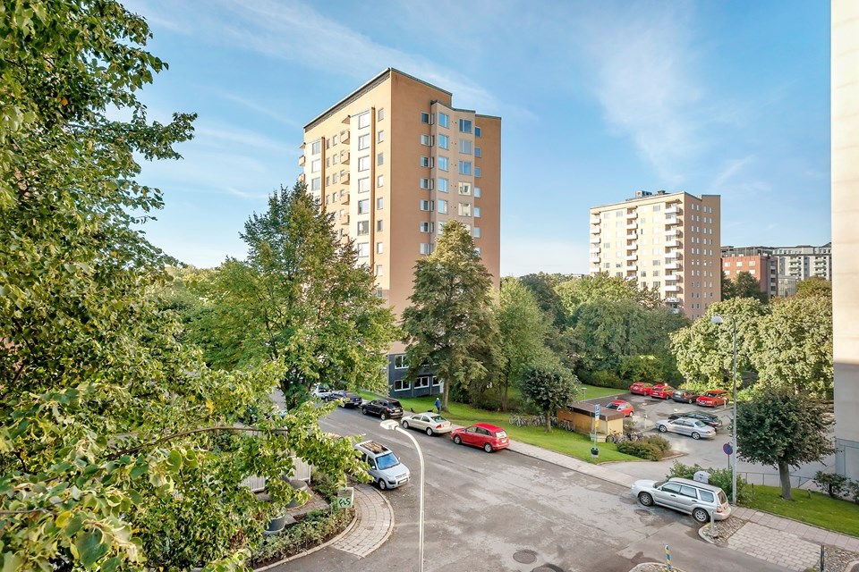 Nybodagatan 12