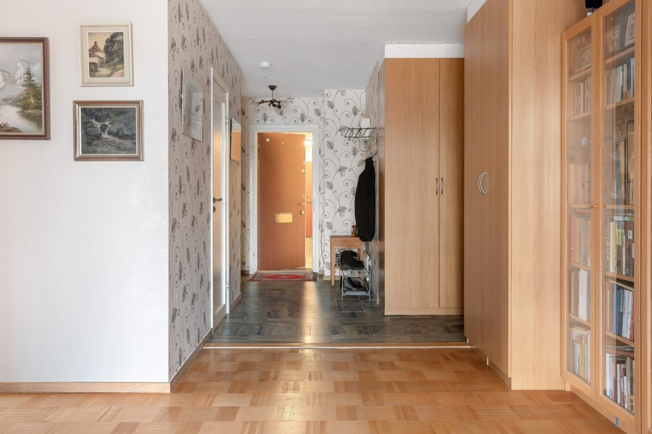 Hall