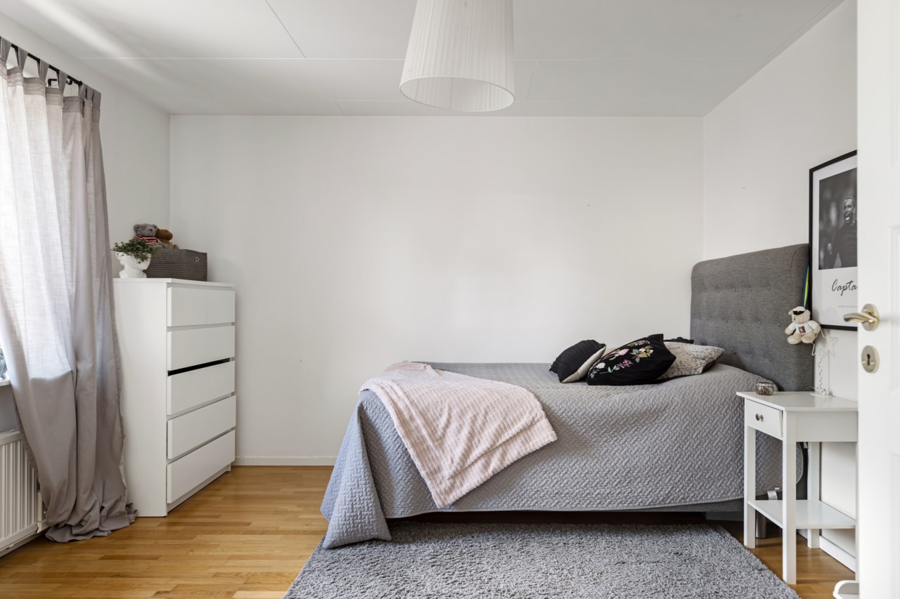 Sviskonvägen 48