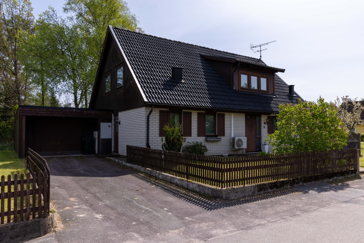 Apelvägen 16