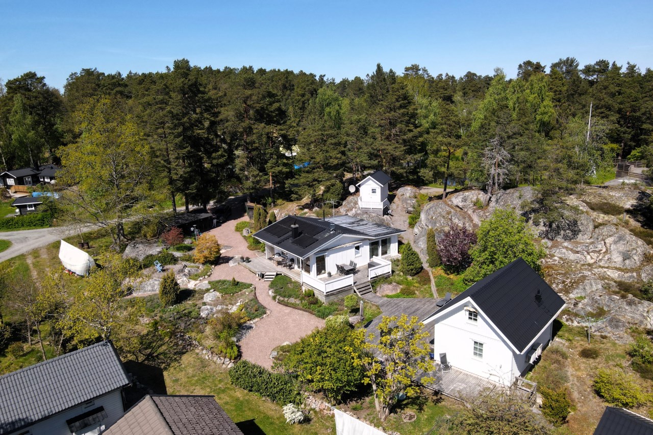 Saxarfjärdsvägen 9