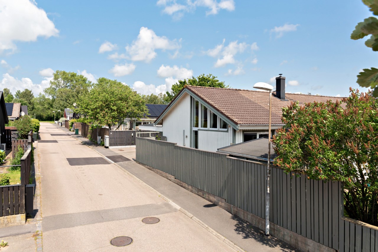 Lillebäcksvägen 6