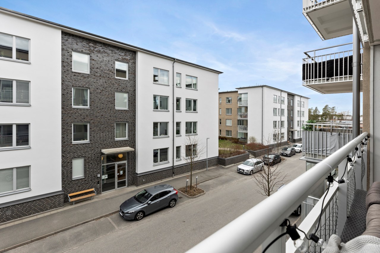 Barrskogsvägen 9