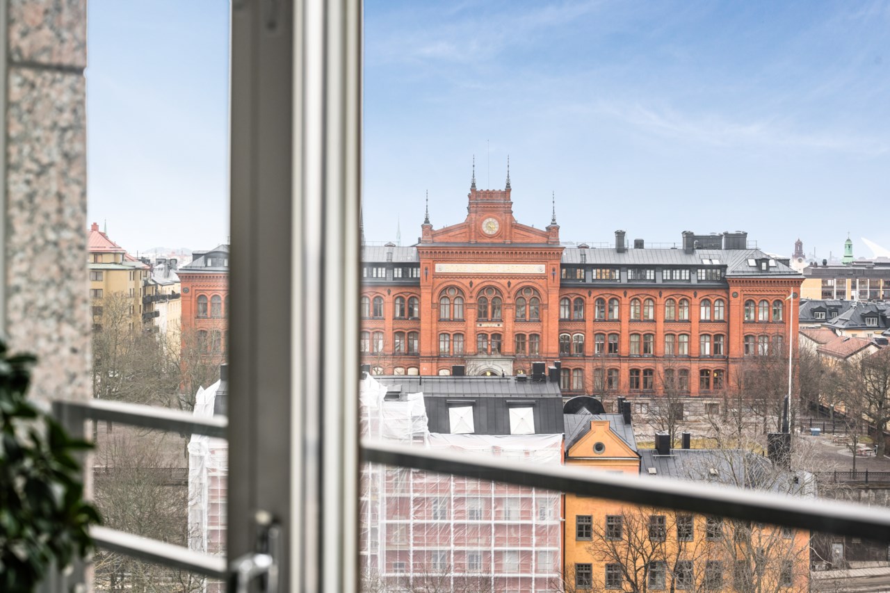 Fatburstrappan 18, vån 14