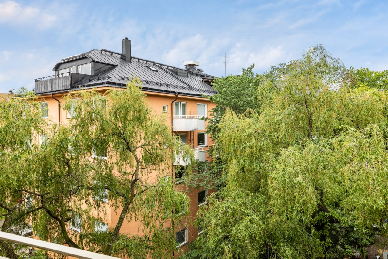 Erik Dahlbergsgatan 41, 4 tr. - Mot gård!