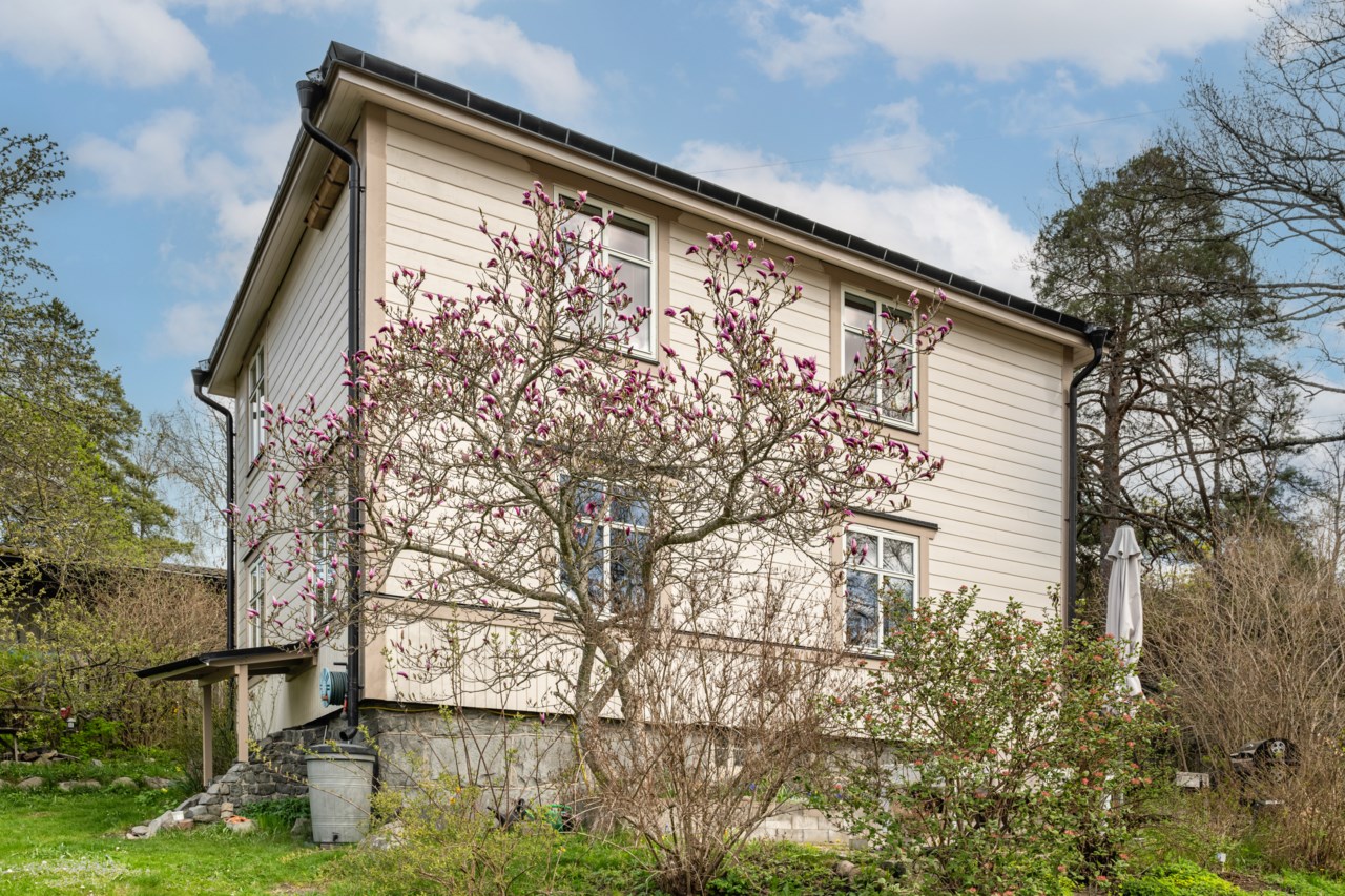 Harstigen 1