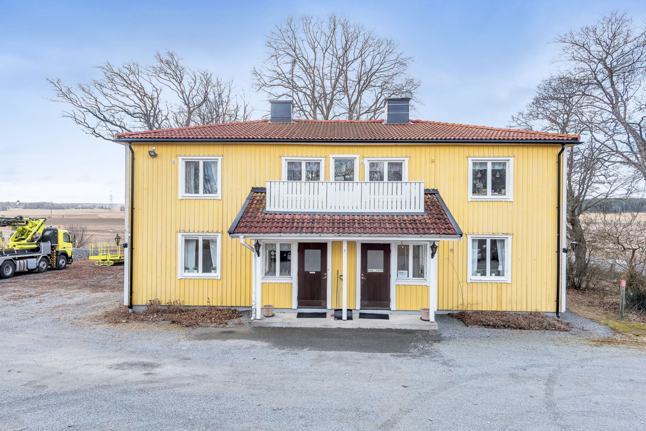 Odensala landsväg 156