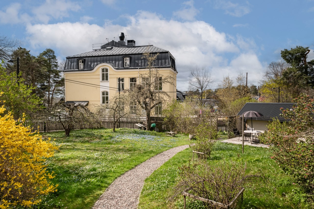 Harstigen 1