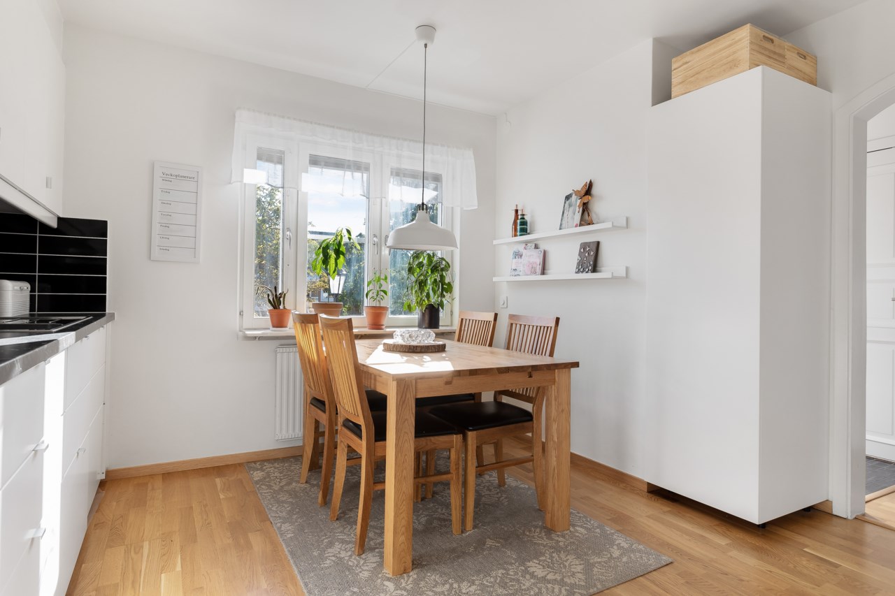 Diamantstigen 28
