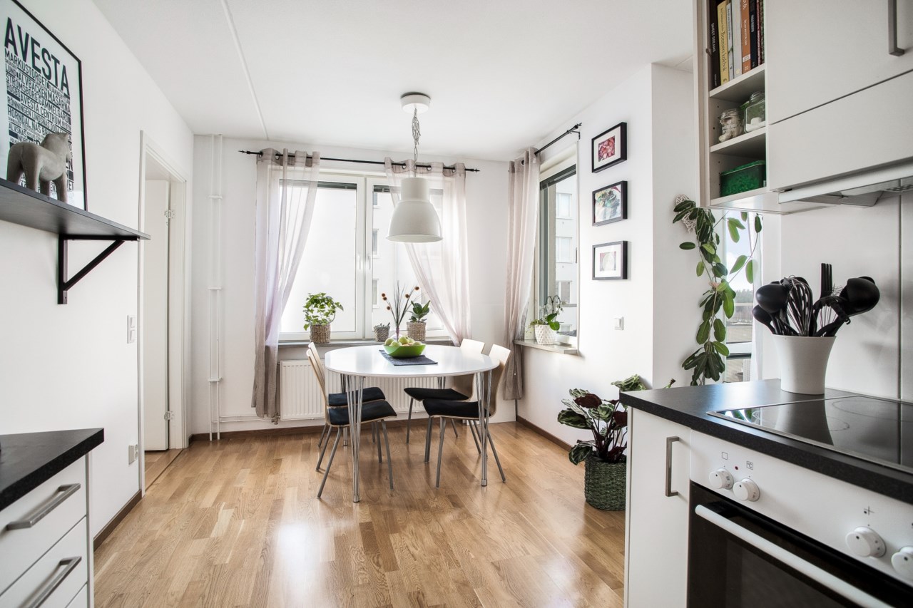 Råcksta Gårdsväg 21, 8 tr