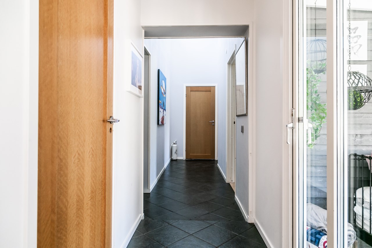 Hall ny del