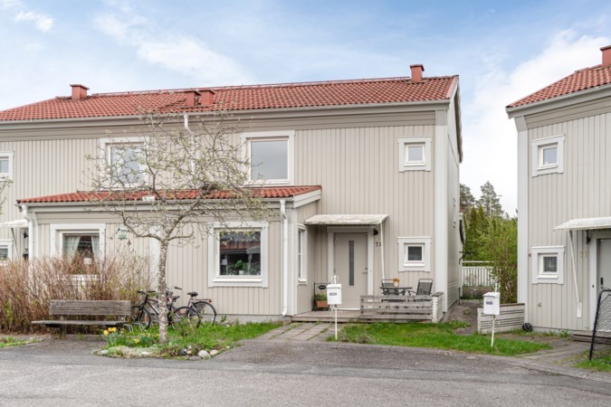 Karlavägen 73