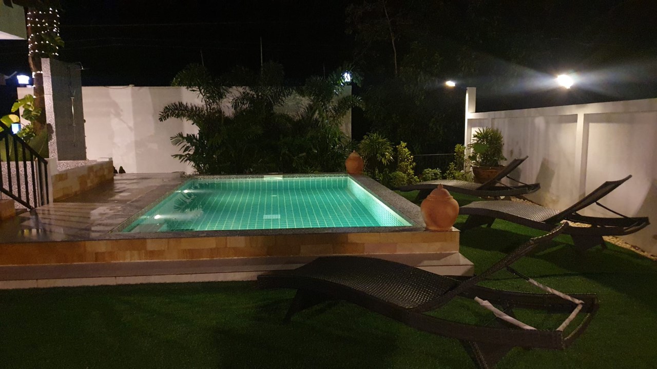Safina pool Villa