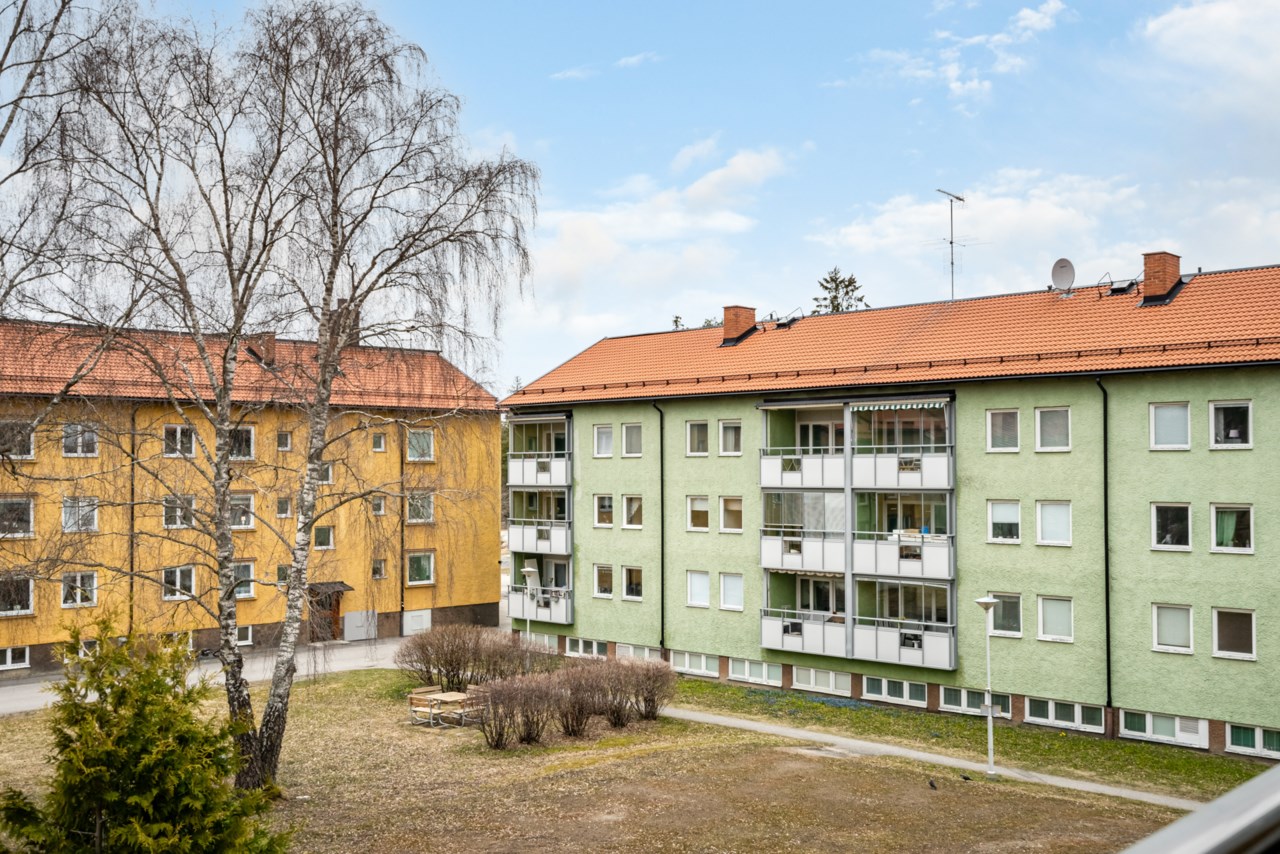 Tvärvägen 15, högst upp!