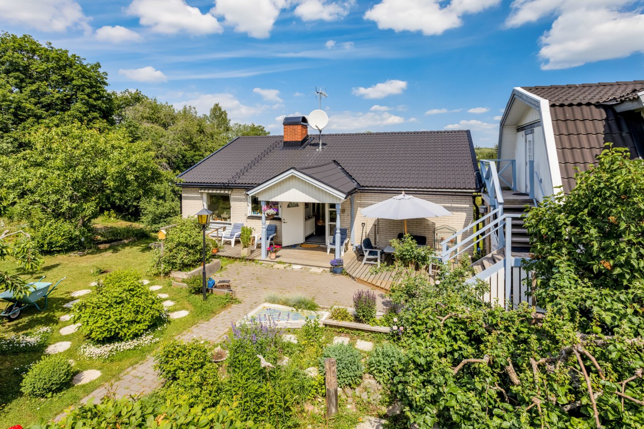 Kyrkbyvägen 31