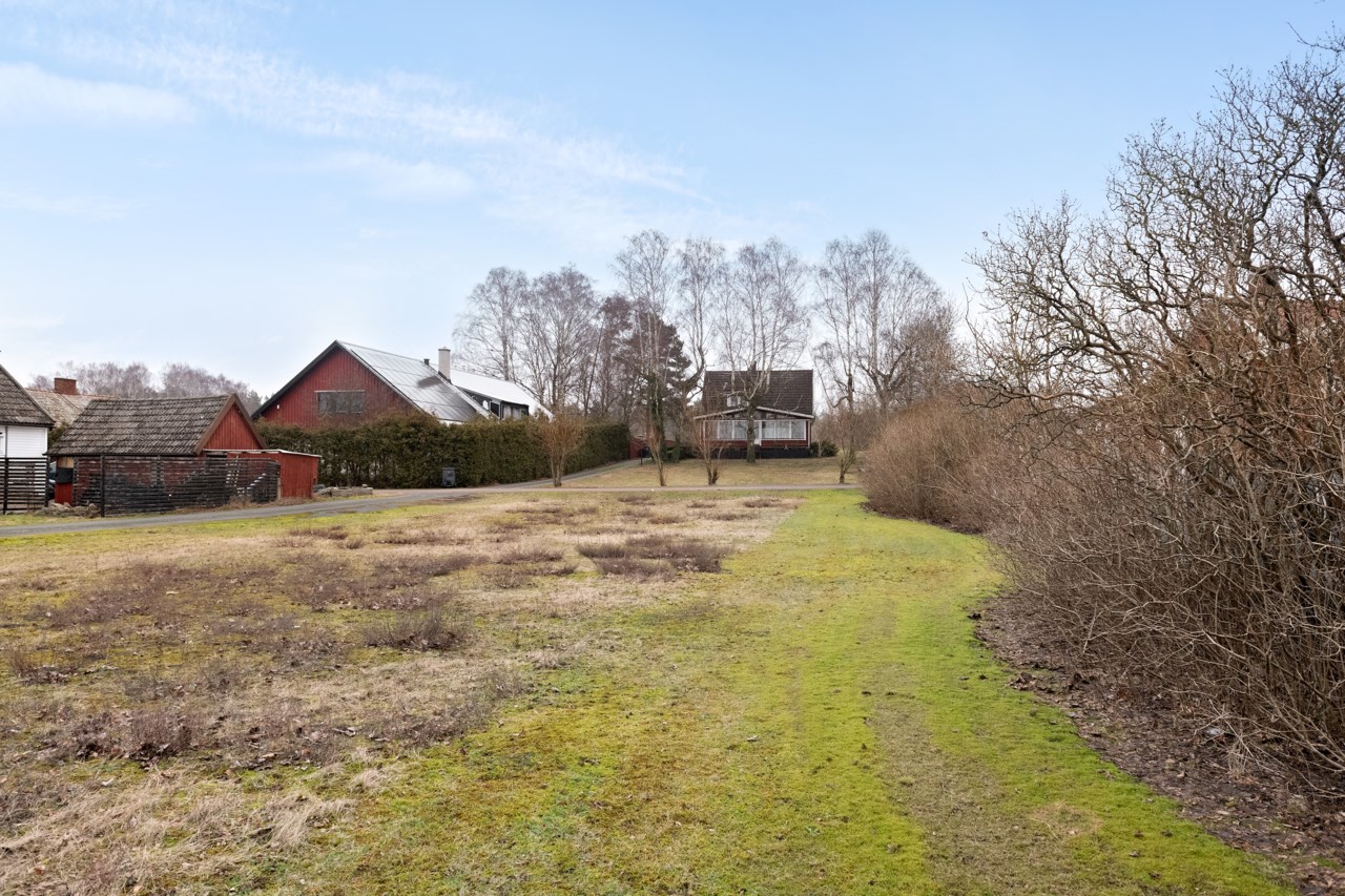 Ceders väg 8