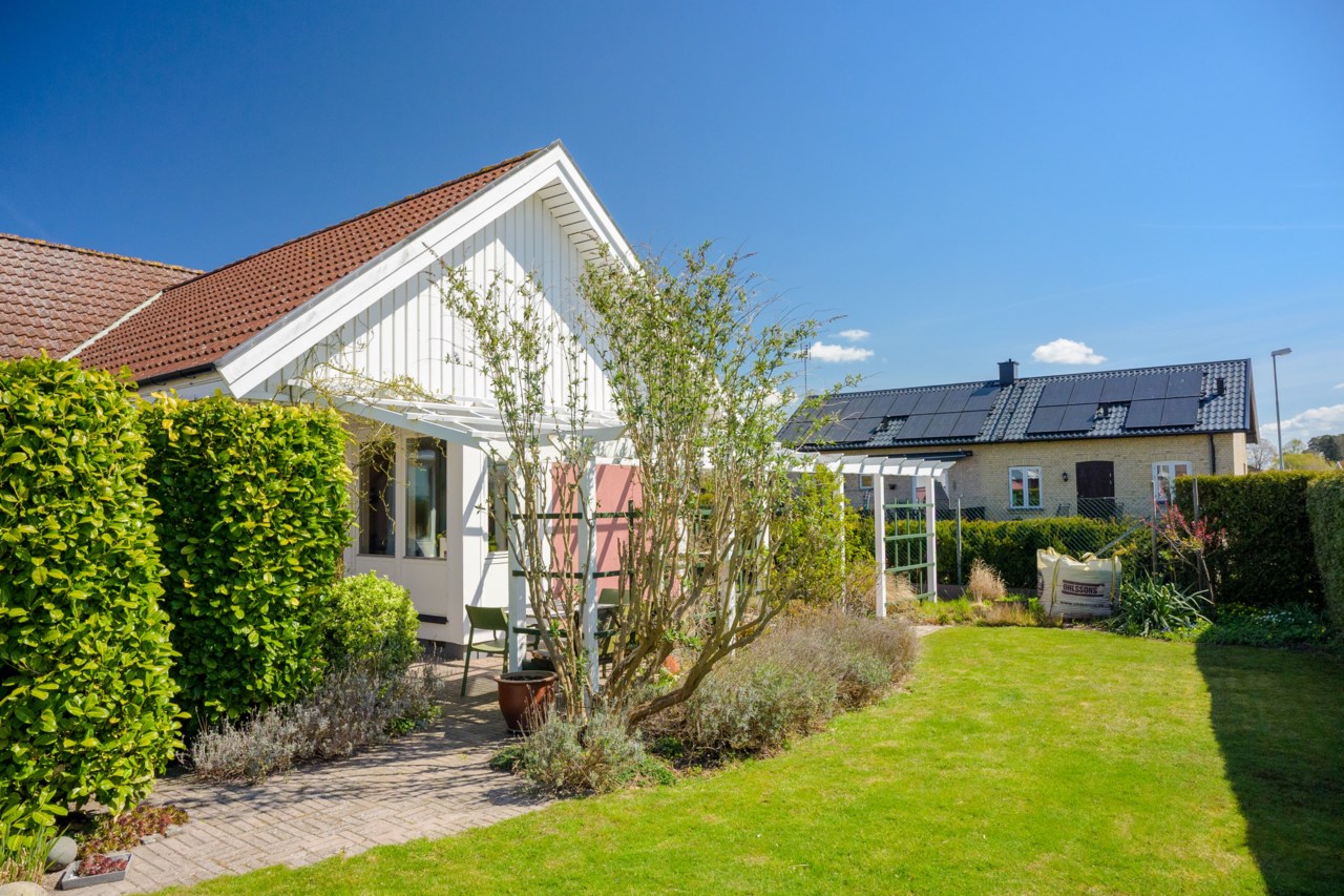 Slånbärsgården 5