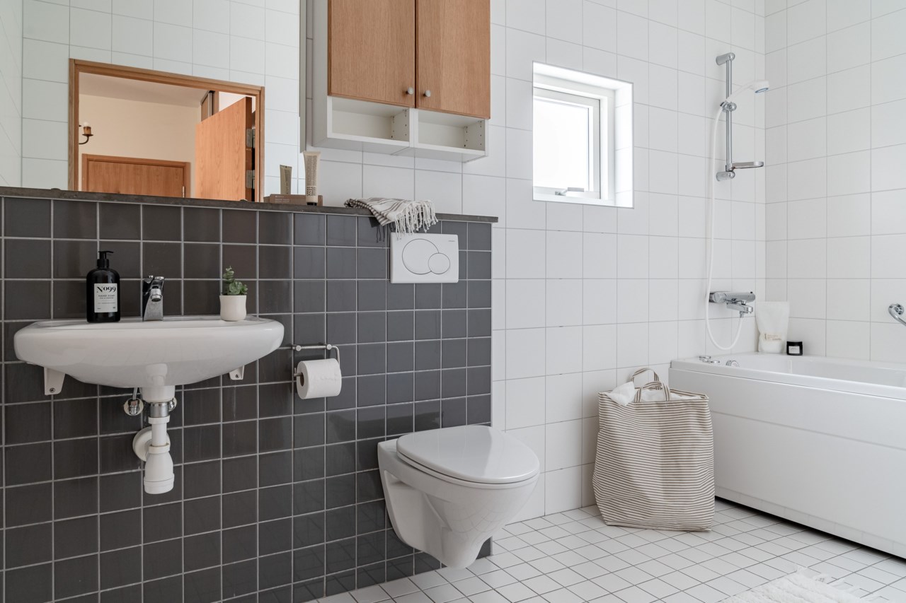 Badhusgatan 27