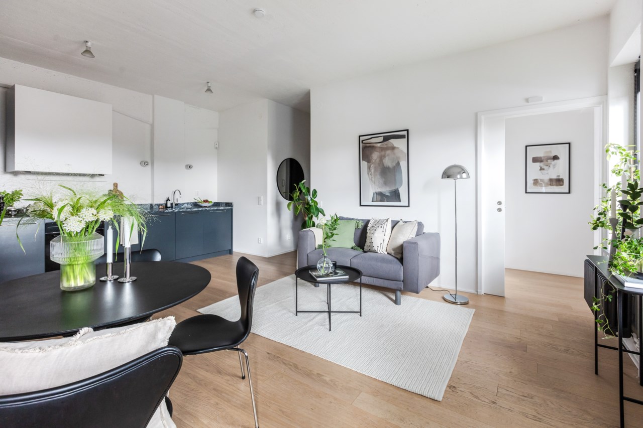 Tre Kronors väg 35