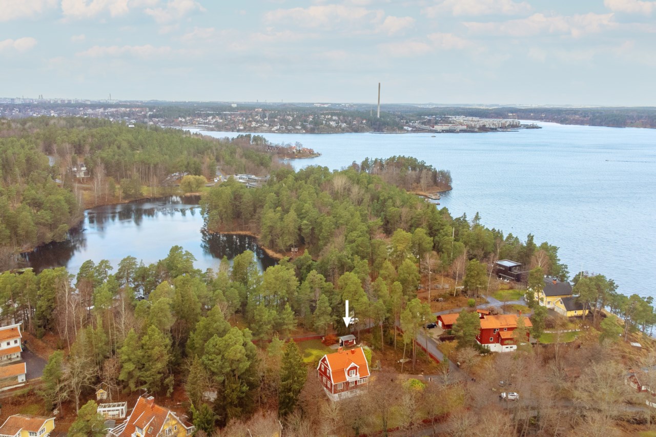 Skepparholmsvägen 1