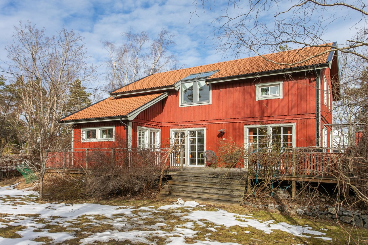 Husarvägen 10