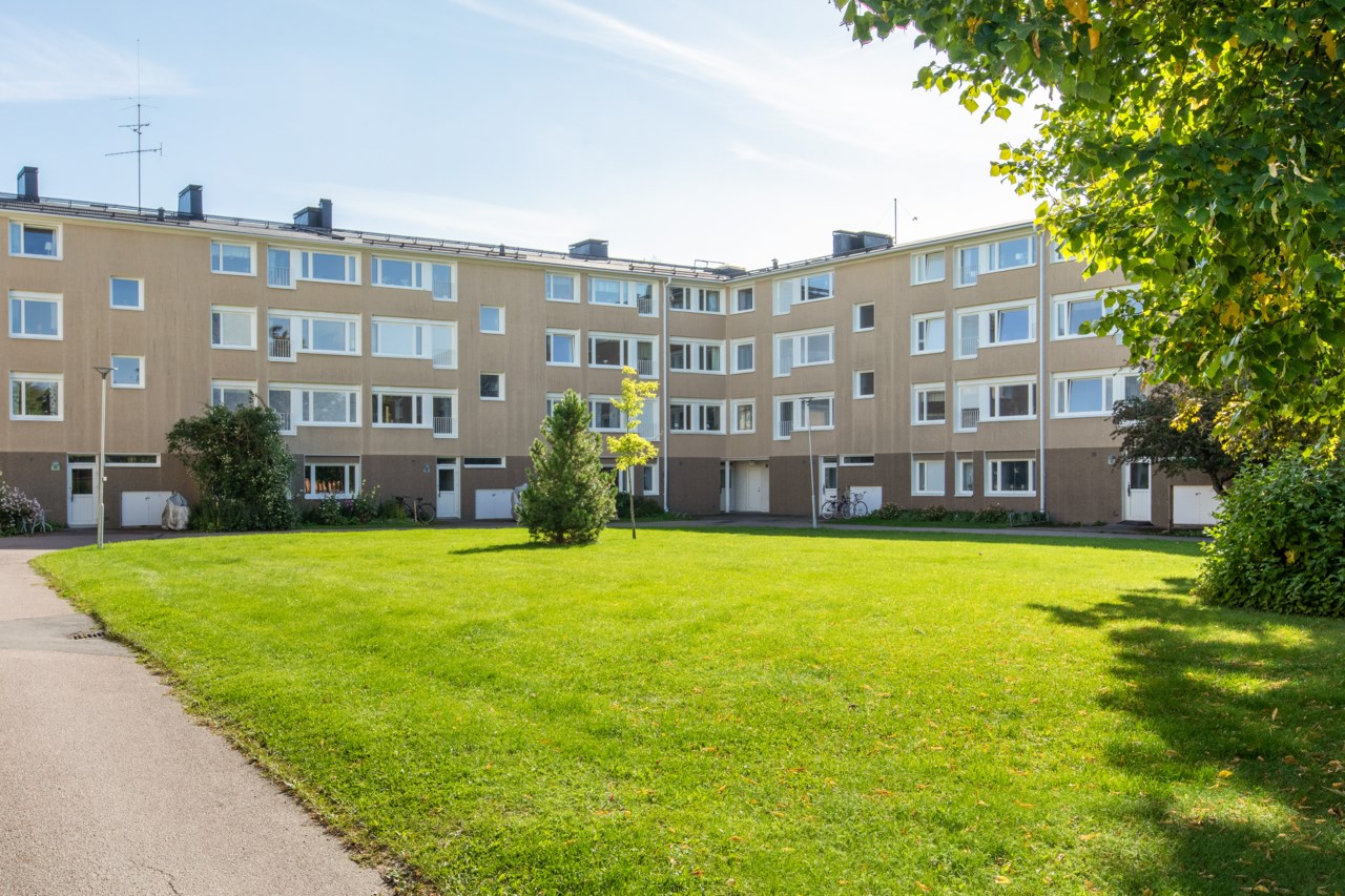 Fjärdhundragatan 18