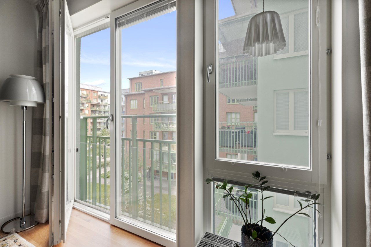 Mittfältsgatan 13