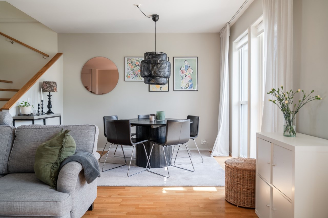 Apeloxegatan 10