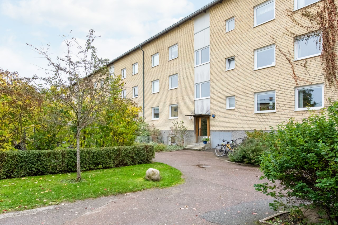 Tiundagatan 36B
