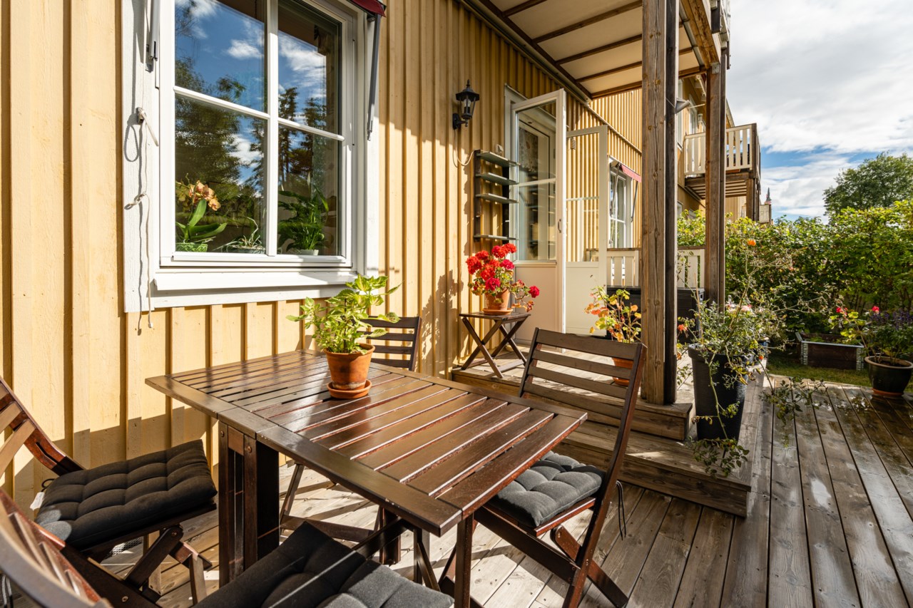 Fritzbergsvägen 151B,  Terrass i gavel!
