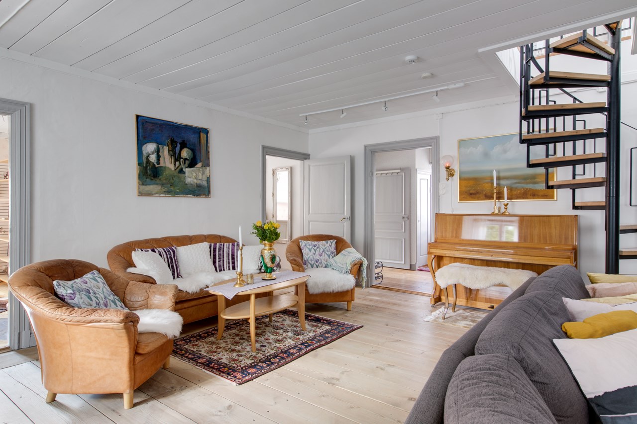 Övre Slottsgatan 9B